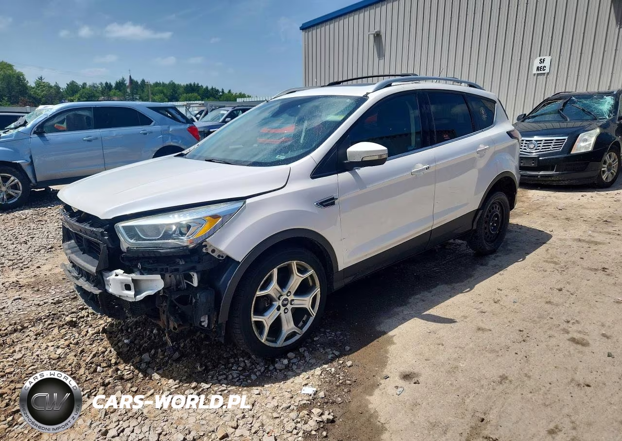 2017 Ford Escape Titanium – zdjęcie 1 z 14