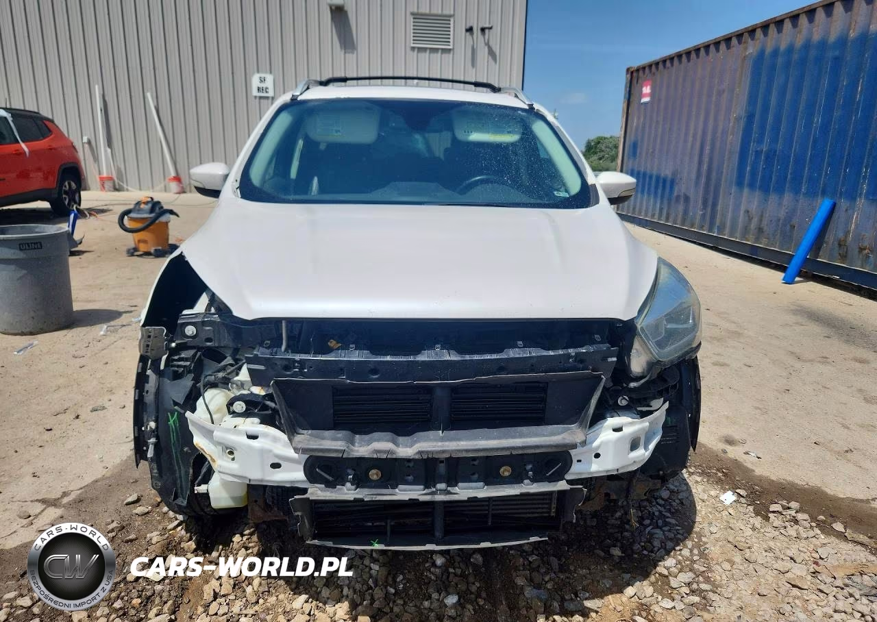 2017 Ford Escape Titanium VIN:1FMCU9J95HUA42554 - 5