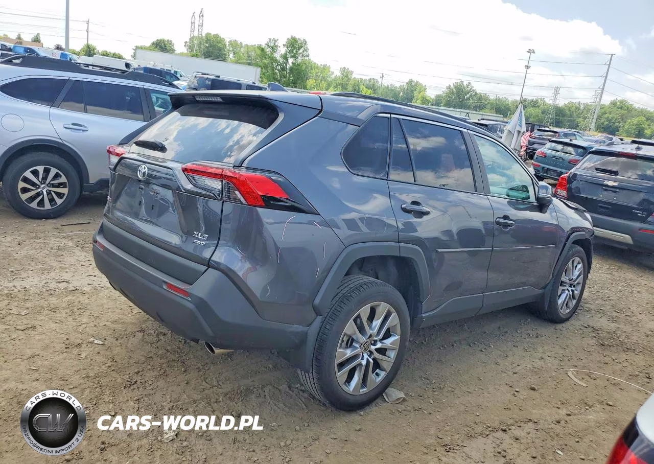 2022 Toyota Rav4 Xle Premium VIN:2T3A1RFV5NC286098 - 3