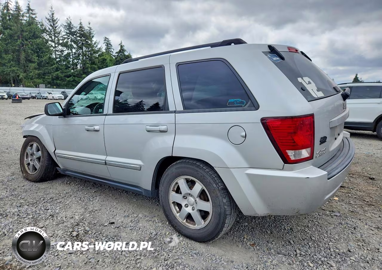 2010 Jeep Grand Cherokee Laredo VIN:1J4PR4GK8AC119699 - 2