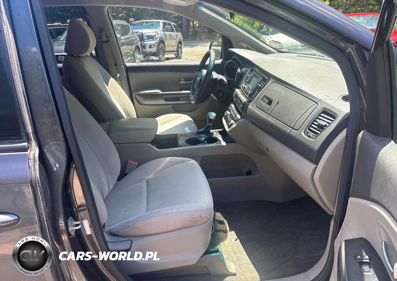 2018 Kia Sedona Lx VIN:KNDMB5C17J6356389 - 5