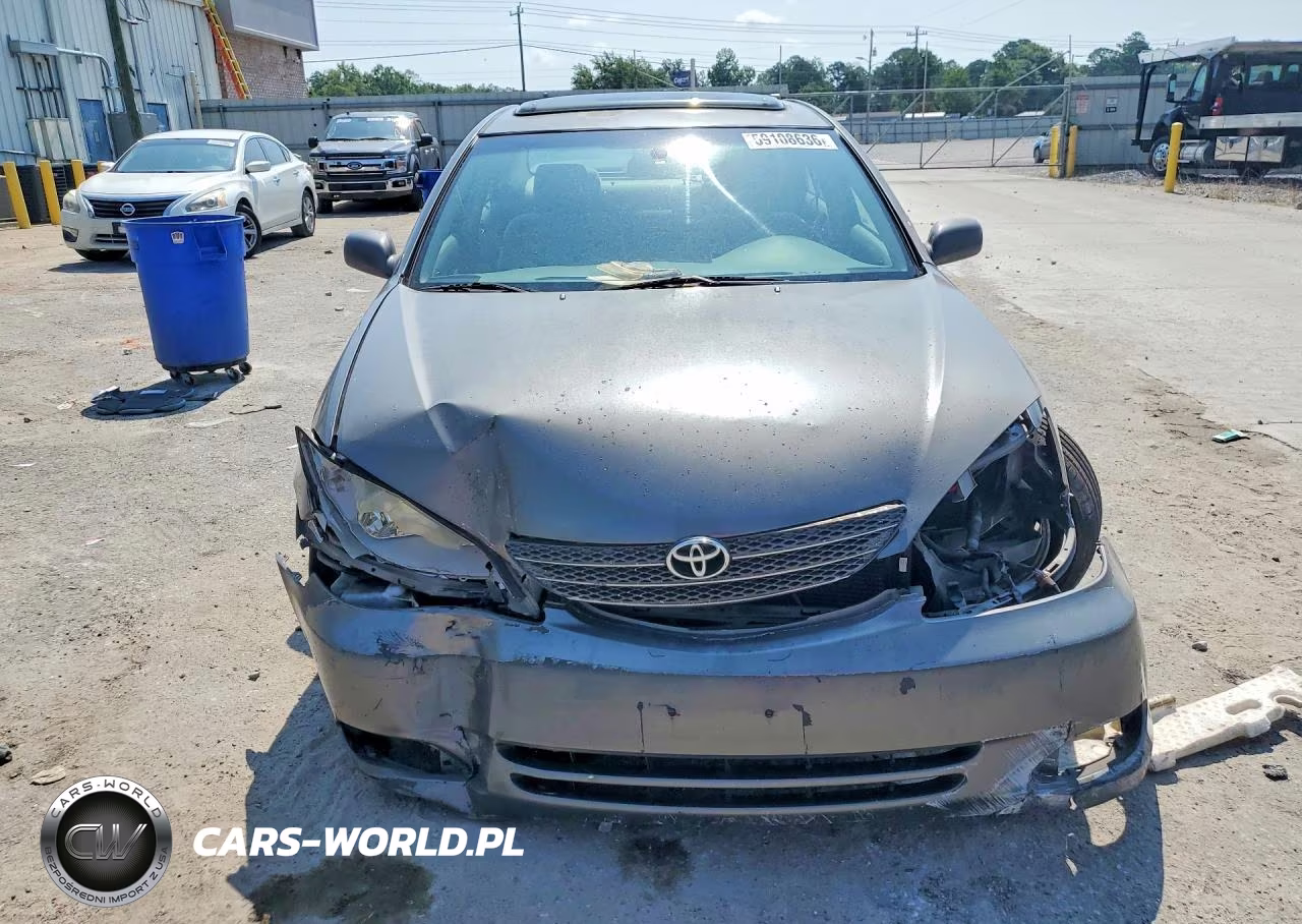 2004 Toyota Camry Xle V6 VIN:4T1BF30K24U584714 - 5