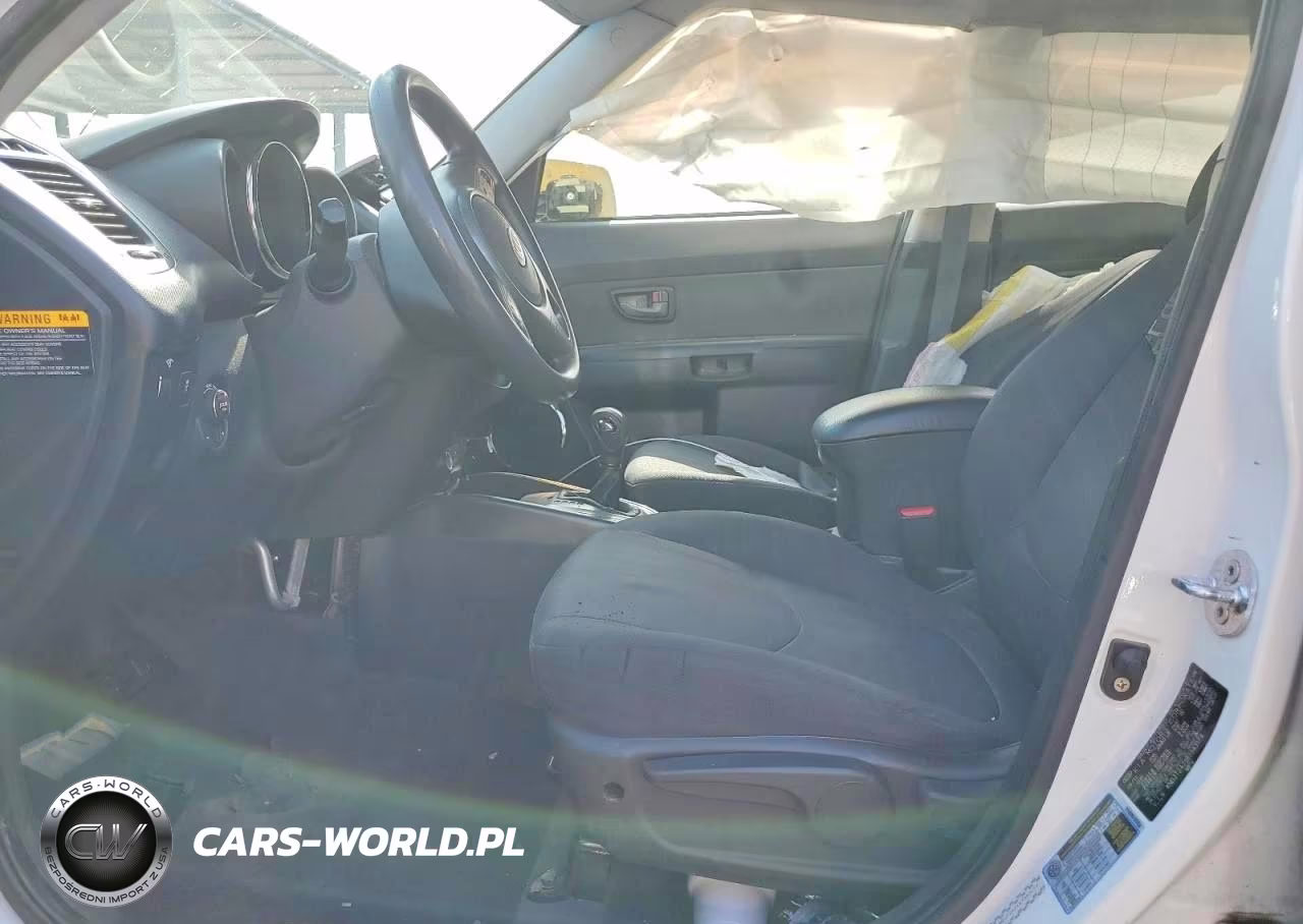 2011 Kia Soul + VIN:KNDJT2A21B7343174 - 7