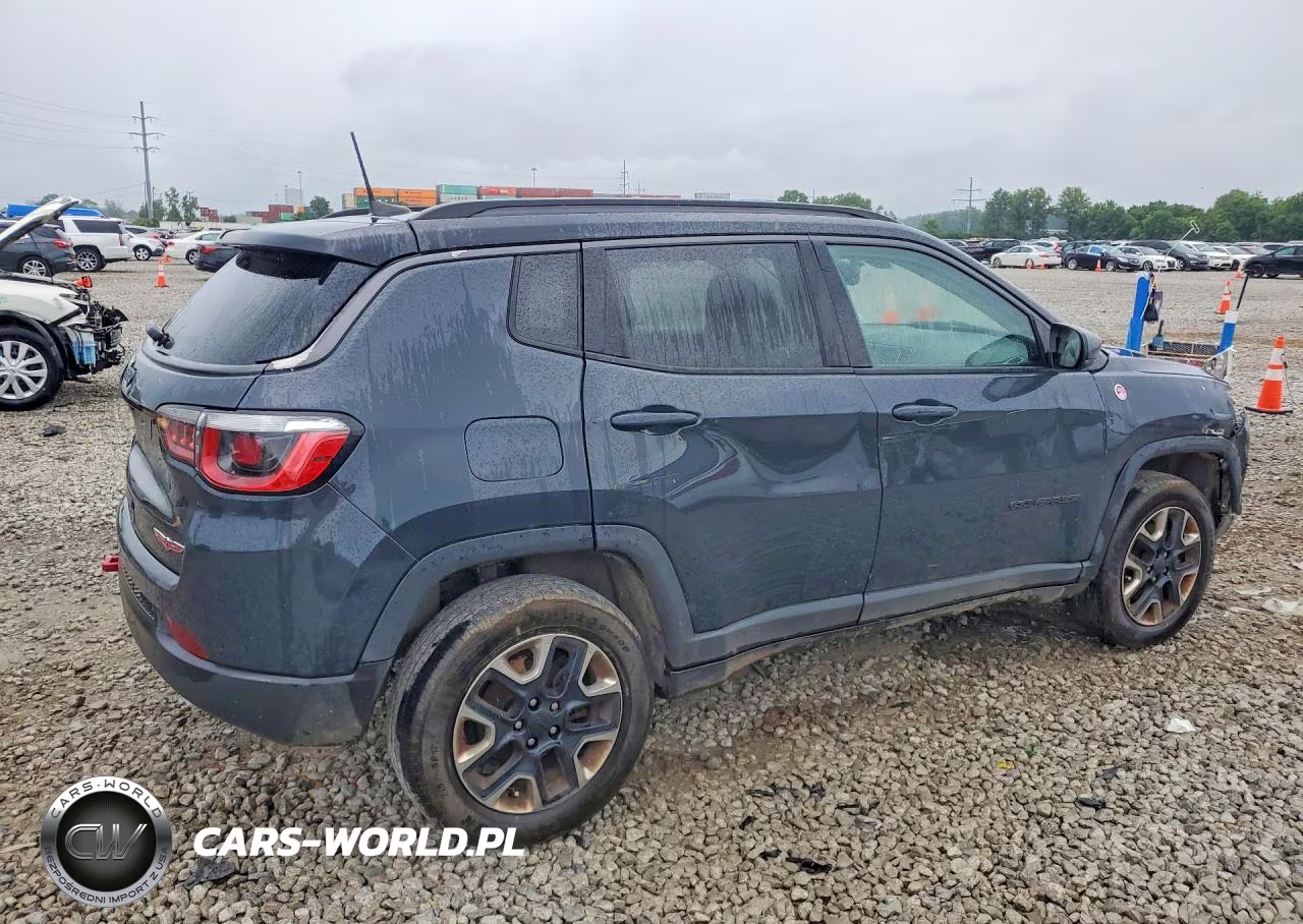 2017 Jeep Compass Trailhawk VIN:3C4NJDDB7HT597541 - 3