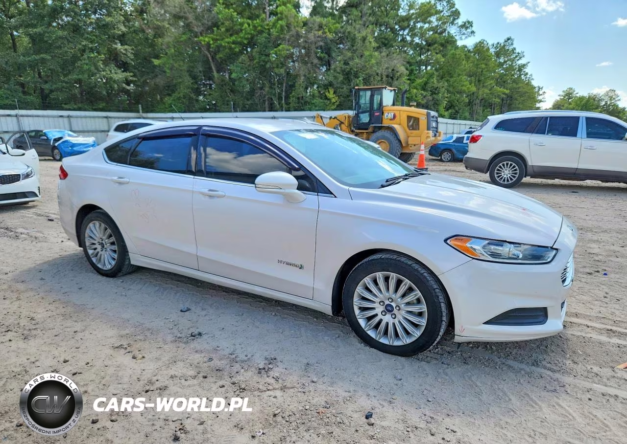 2015 Ford Fusion Se Hybrid VIN:3FA6P0LU5FR106009 - 4