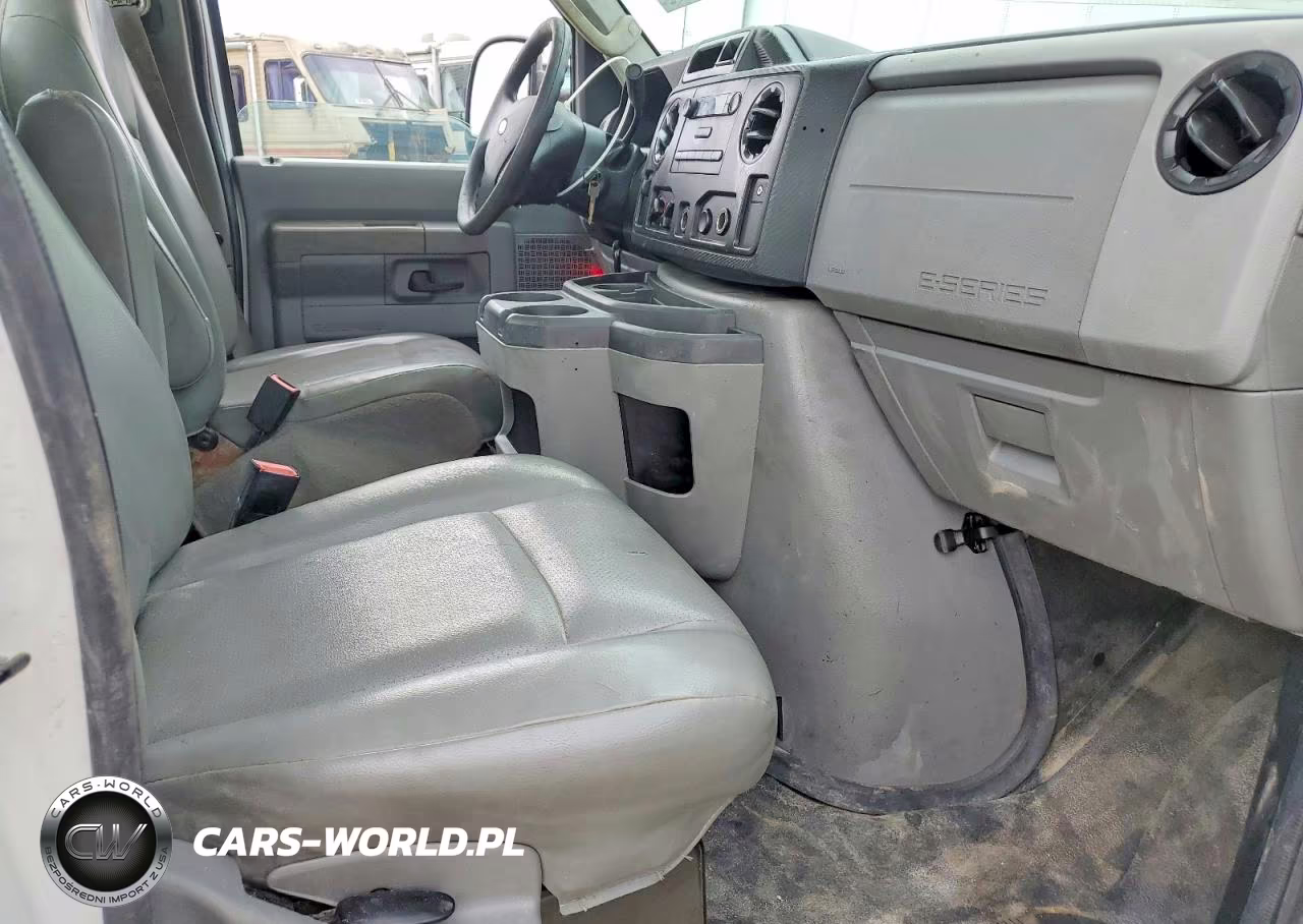 2017 Ford Econoline E450 Super Duty Cutaway Van VIN:1FDFE4FS4HDC51423 - 10