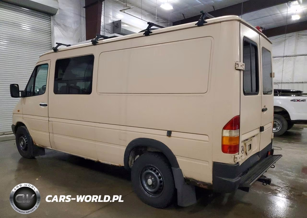 2003 Mercedes-Benz Sprinter VIN:WD2YD641135398418 - 3
