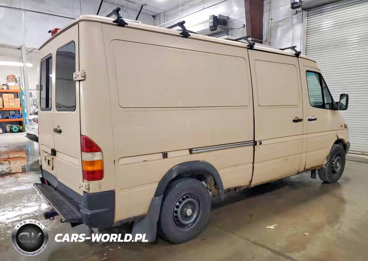 2003 Mercedes-Benz Sprinter VIN:WD2YD641135398418 - 4