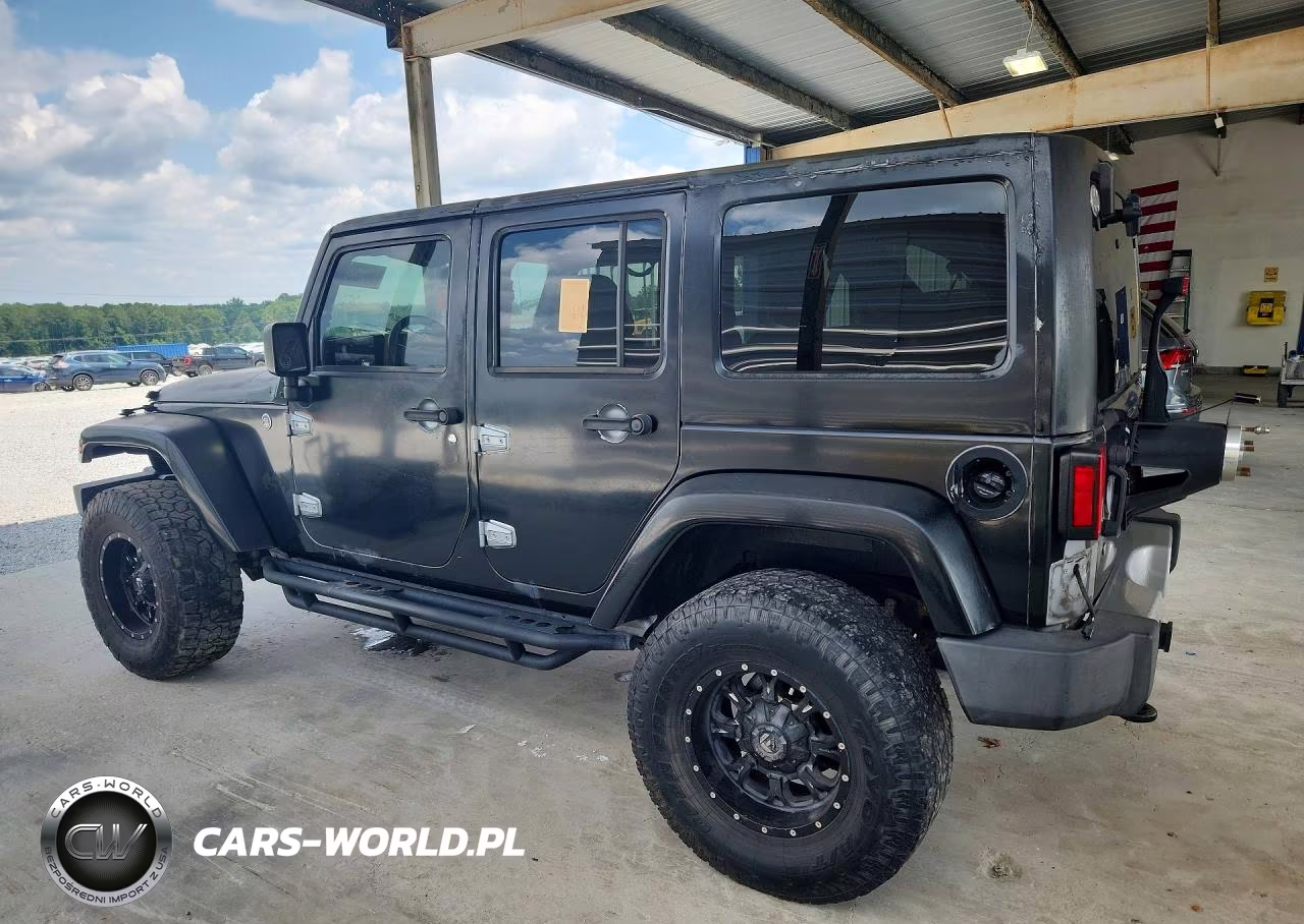 2015 Jeep Wrangler Unlimited Sahara VIN:1C4BJWEG2FL524143 - 2