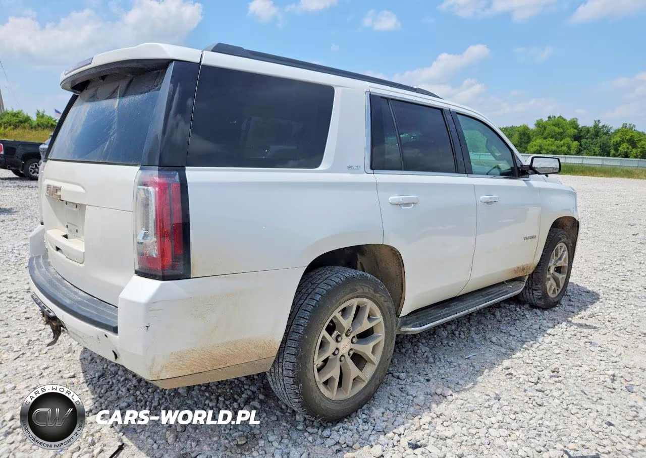 2018 GMC Yukon VIN:1GKS2BKC2JR268832 - 3