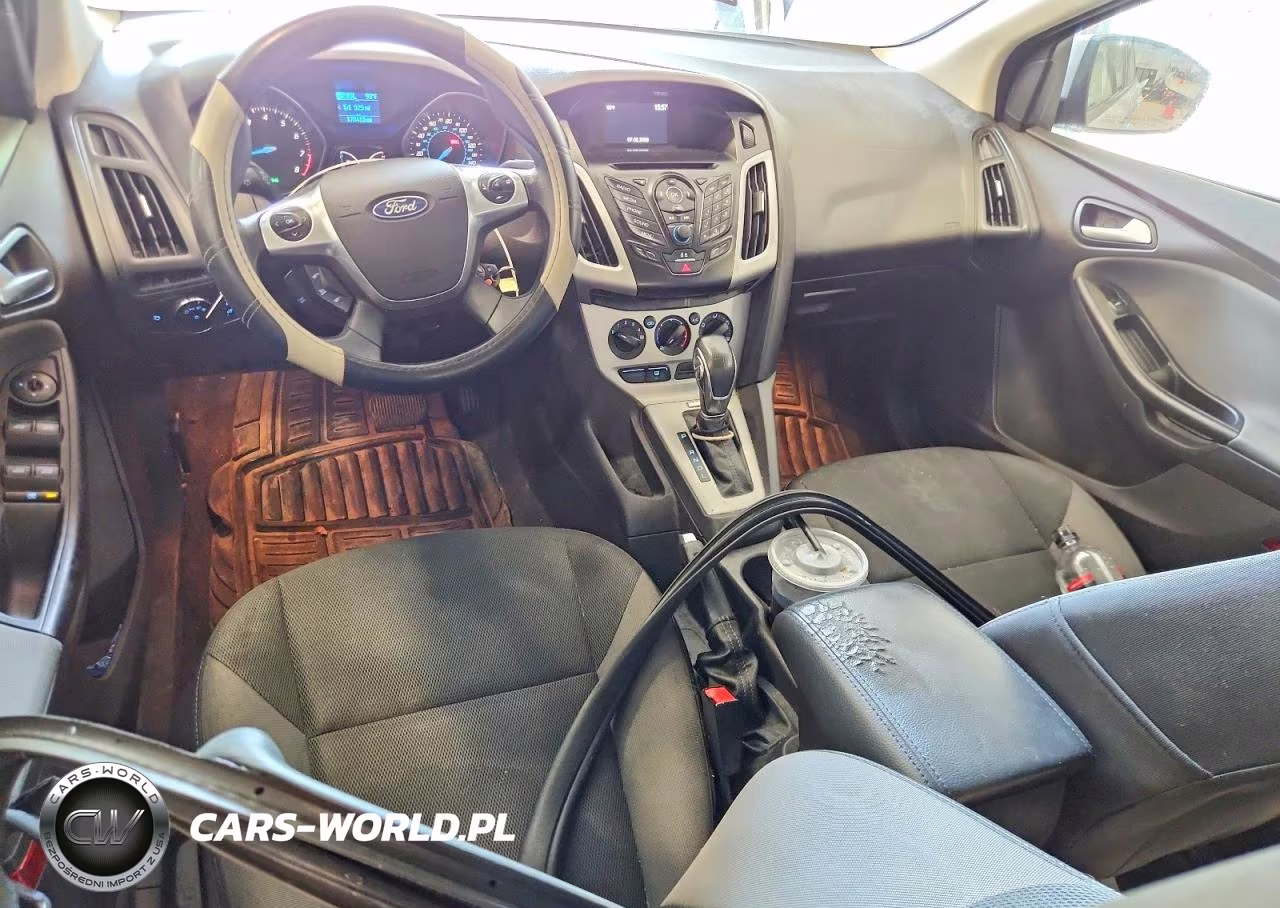 2014 Ford Focus Se VIN:1FADP3F26EL327201 - 8