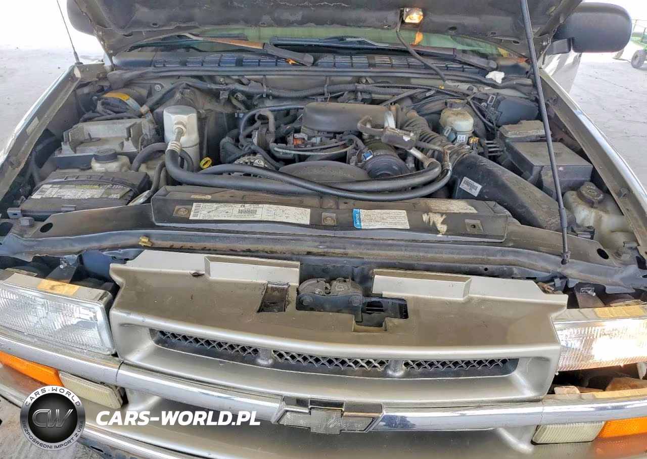 2001 Chevrolet S Truck S10 VIN:1GCDT13W11K262873 - 11