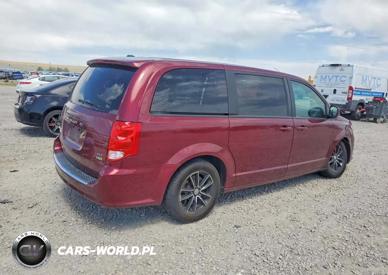 2018 Dodge Grand Caravan Gt VIN:2C4RDGEG6JR143312 - 3