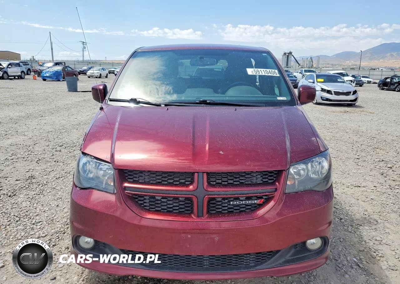 2018 Dodge Grand Caravan Gt VIN:2C4RDGEG6JR143312 - 5