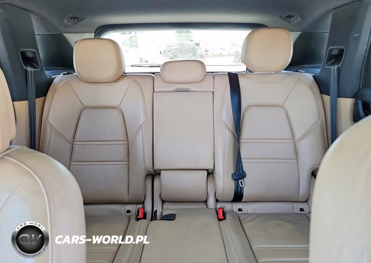 2019 Porsche Cayenne VIN:WP1AA2AY0KDA04867 - 10