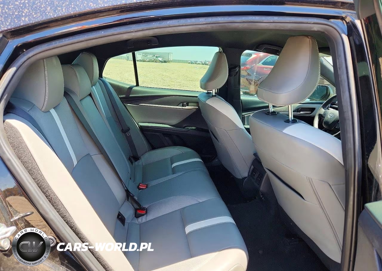 2025 Toyota Camry Se VIN:4T1DAACK9SU008882 - 10
