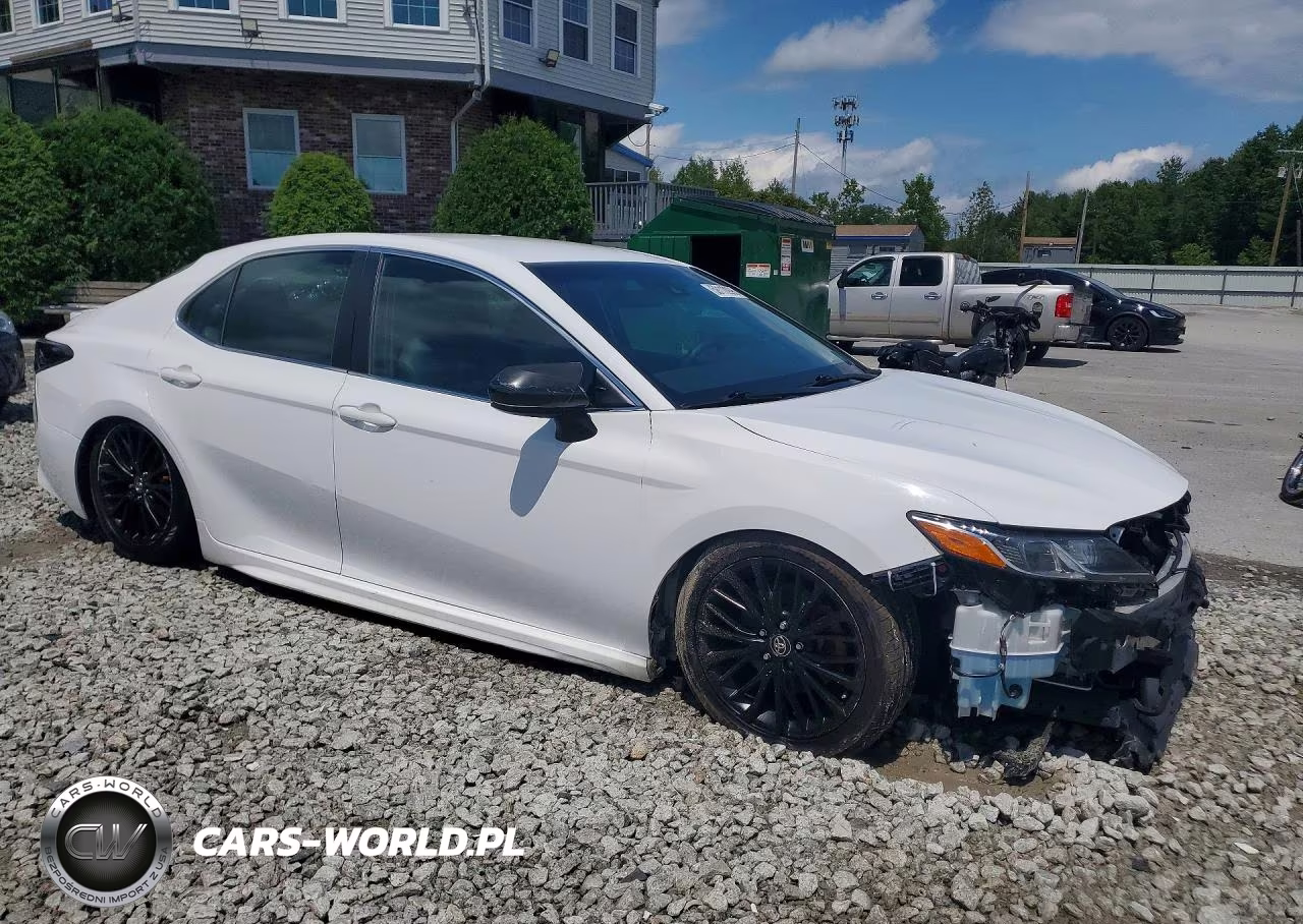 2018 Toyota Camry Se VIN:4T1B11HK4JU036992 - 4