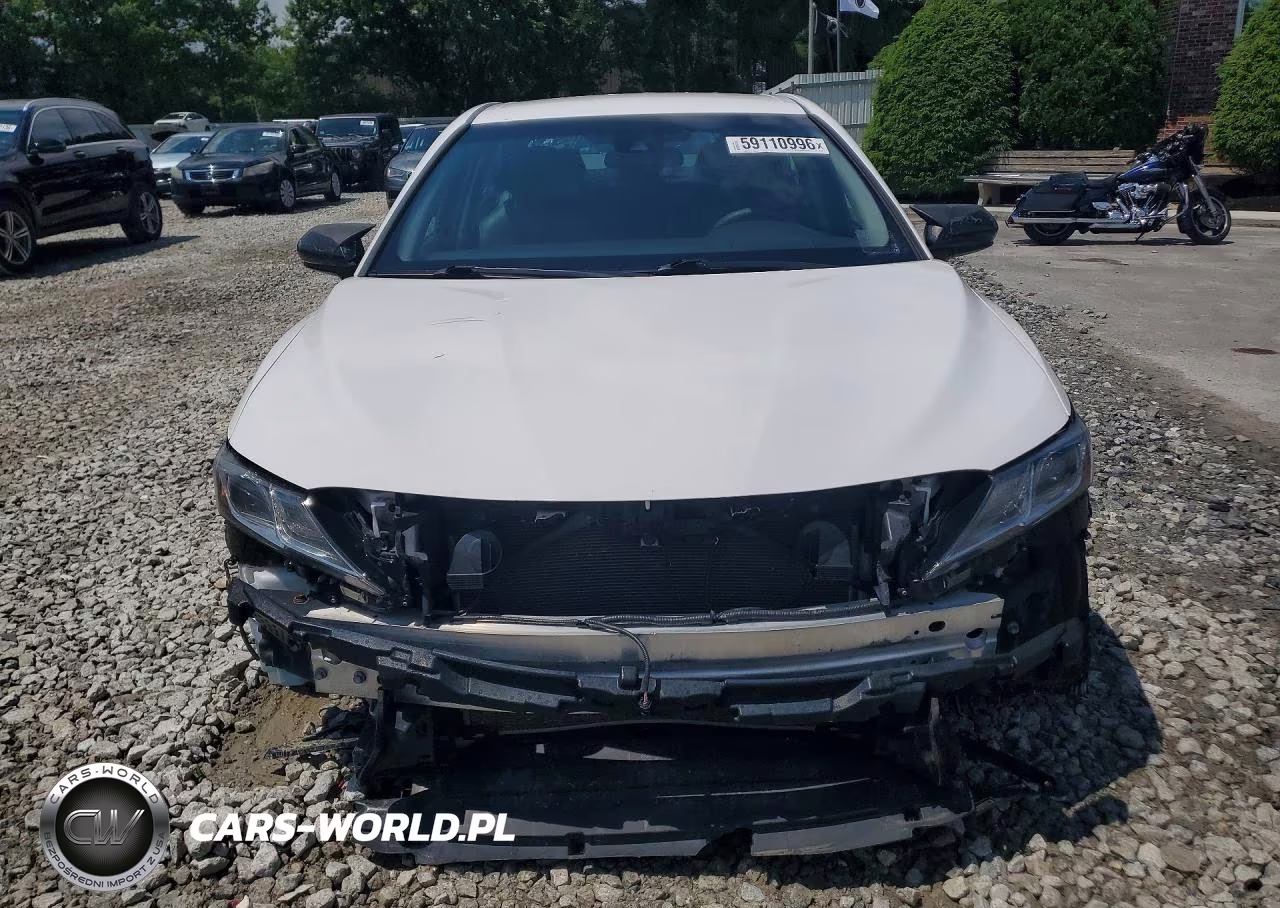 2018 Toyota Camry Se VIN:4T1B11HK4JU036992 - 5