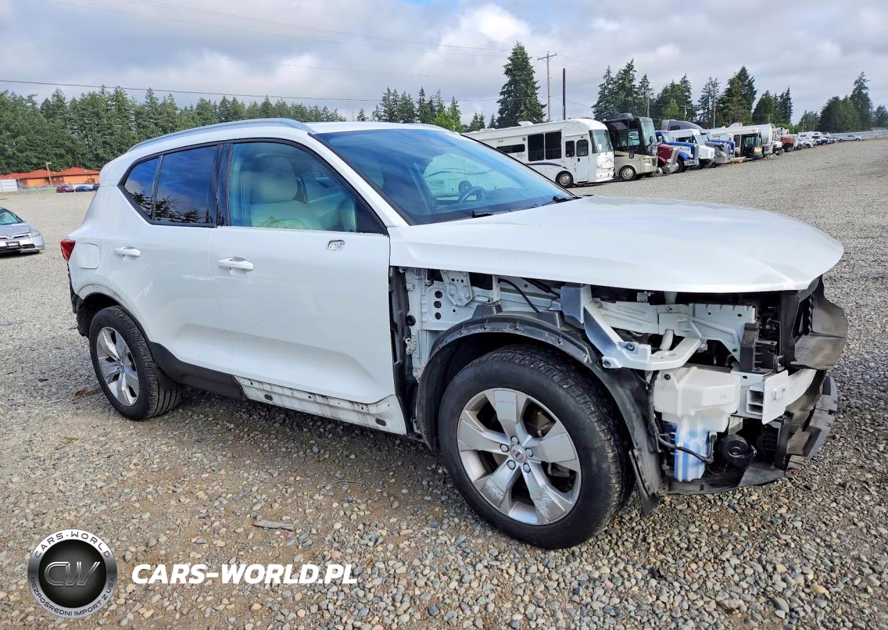2021 Volvo Xc40 T4 Momentum VIN:YV4AC2HK2M2394833 - 4