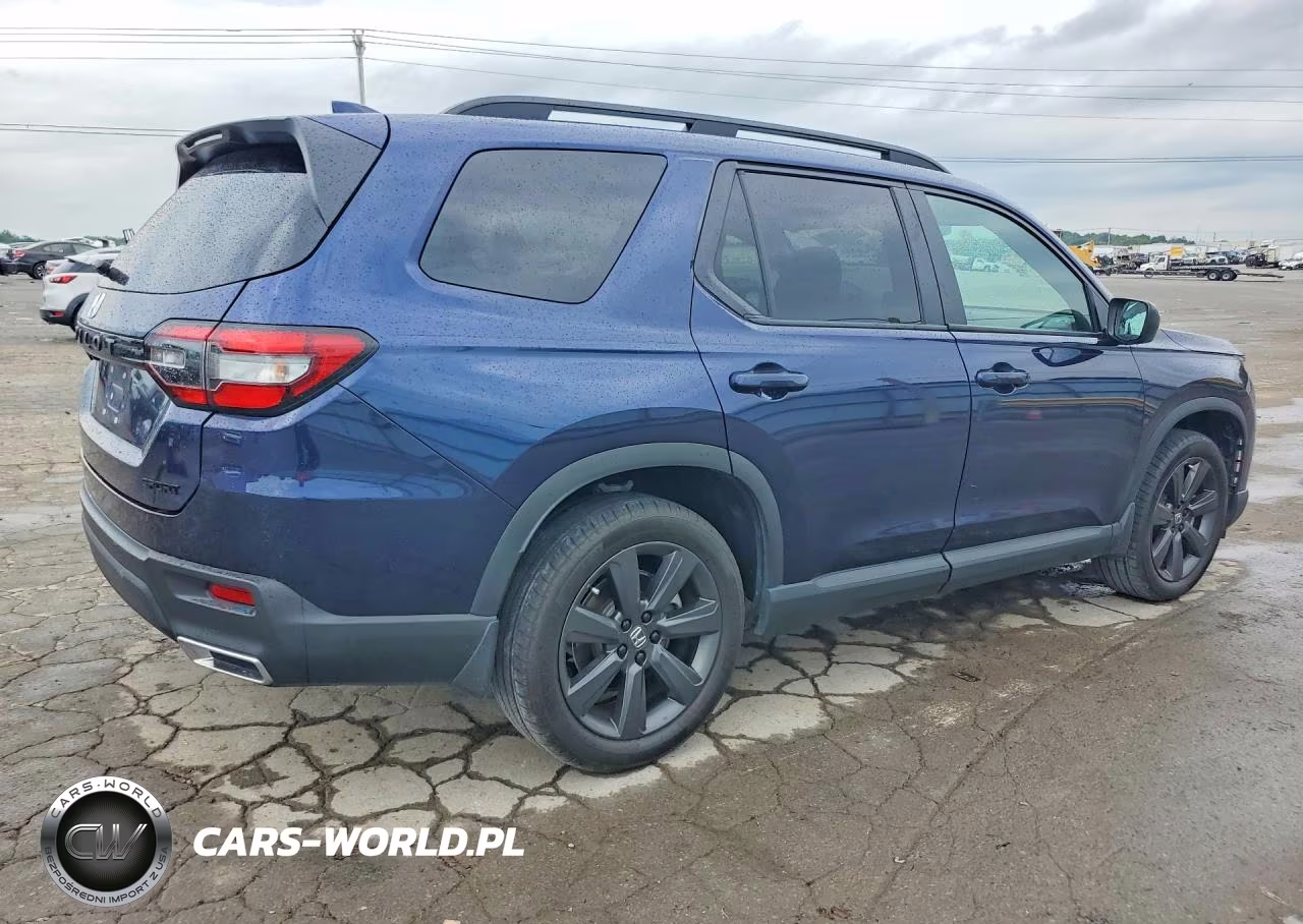 2025 Honda Pilot Sport VIN:5FNYG2H33SB008672 - 3