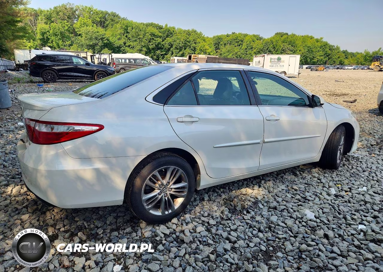2017 Toyota Camry Se VIN:4T1BF1FK2HU439562 - 3