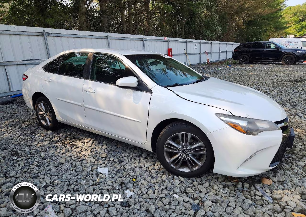 2017 Toyota Camry Se VIN:4T1BF1FK2HU439562 - 4