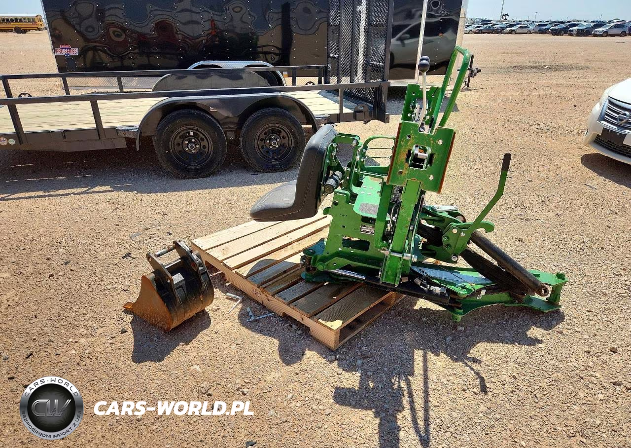 2024 John Deere 260B - Backhoe Attachment VIN:1LV0260BKN0063193 - 3