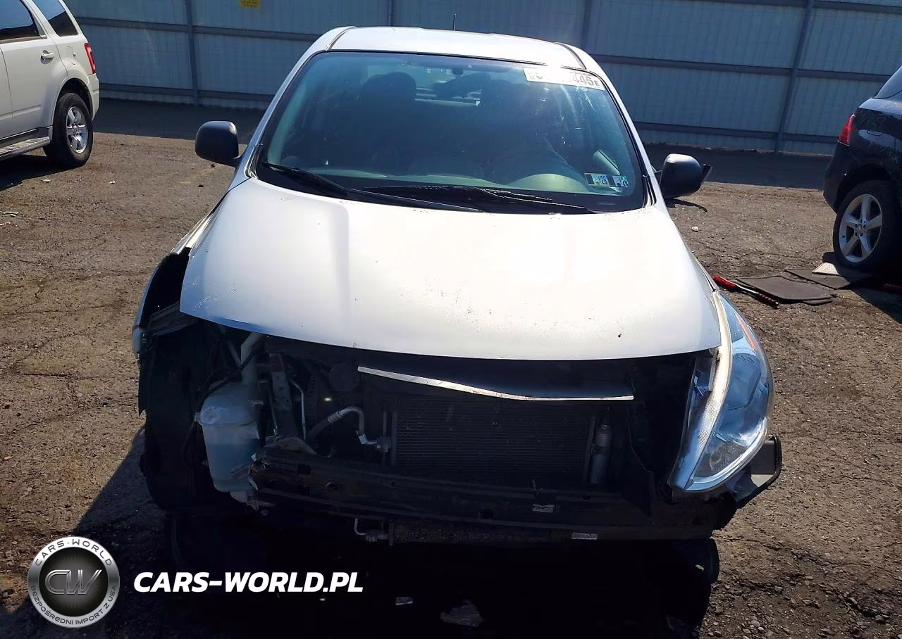 2015 Nissan Versa 1.6 S VIN:3N1CN7AP9FL863672 - 5