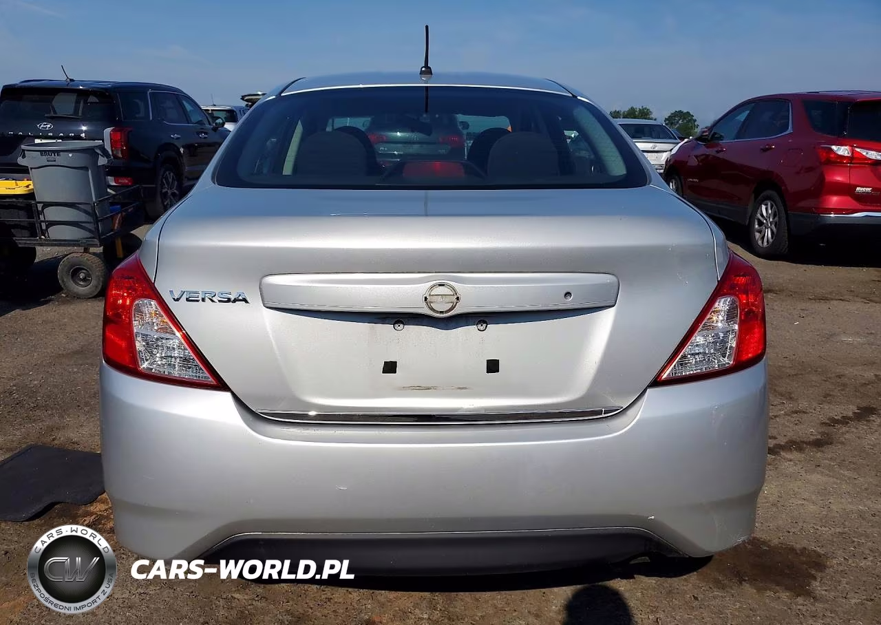 2015 Nissan Versa 1.6 S VIN:3N1CN7AP9FL863672 - 6