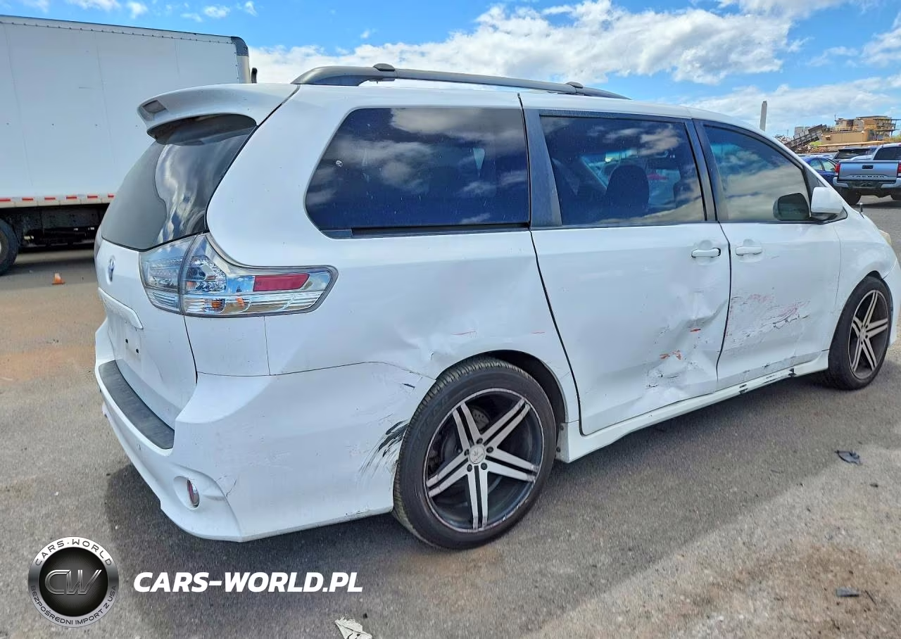 2012 Toyota Sienna Sport VIN:5TDXK3DC0CS208721 - 3
