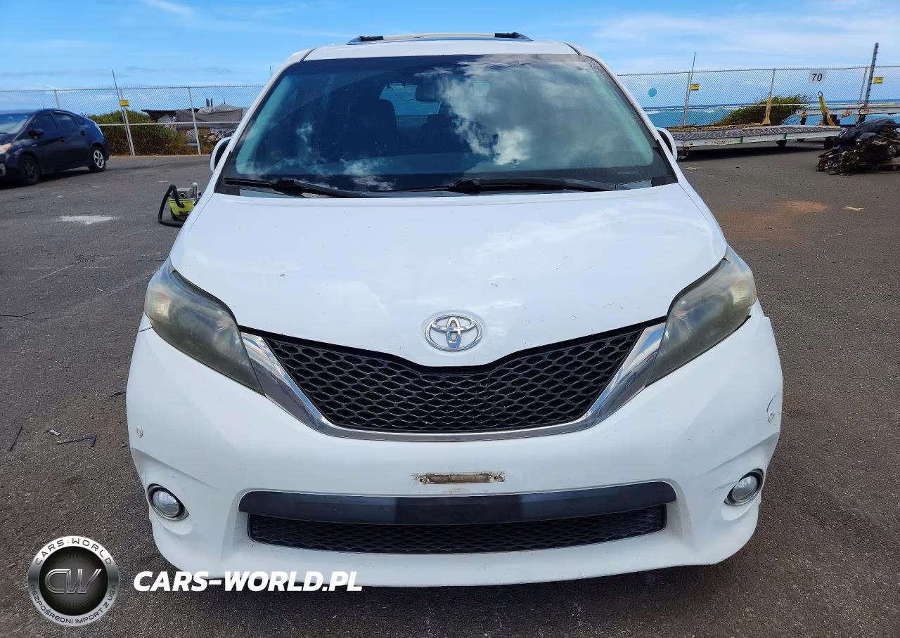 2012 Toyota Sienna Sport VIN:5TDXK3DC0CS208721 - 5
