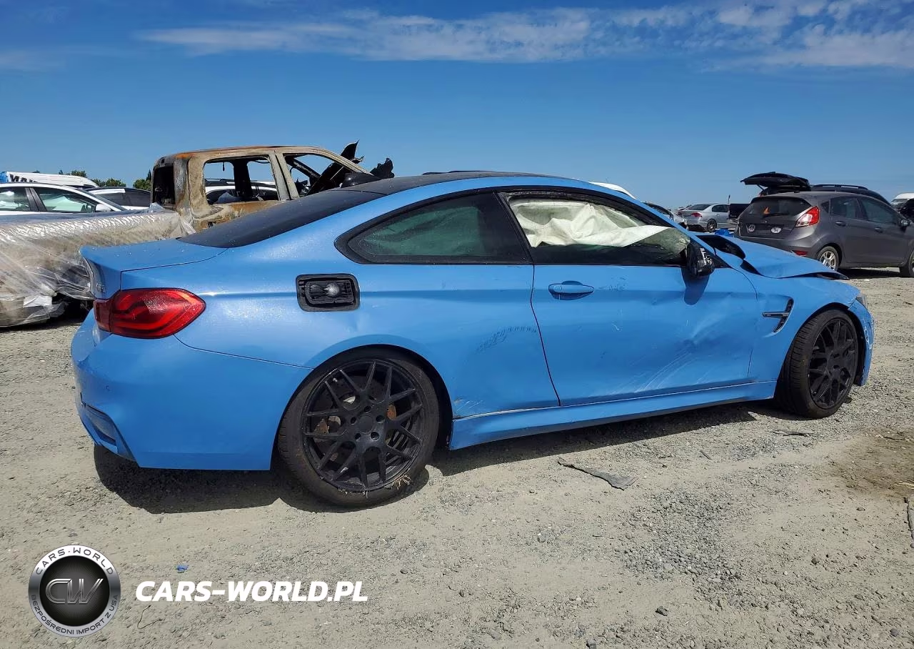 2019 BMW M4 VIN:WBS4Y9C52KAG67747 - 3