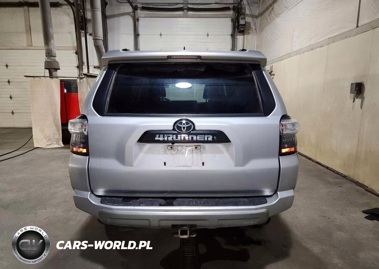 2018 Toyota 4Runner Trd Off-Road VIN:JTEBU5JR4J5604237 - 6