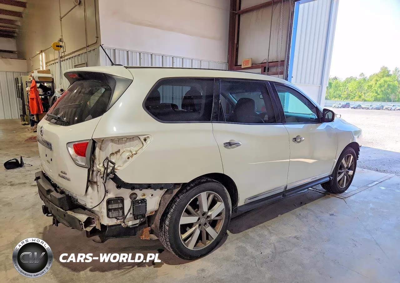 2015 Nissan Pathfinder S VIN:5N1AR2MM3FC618855 - 3