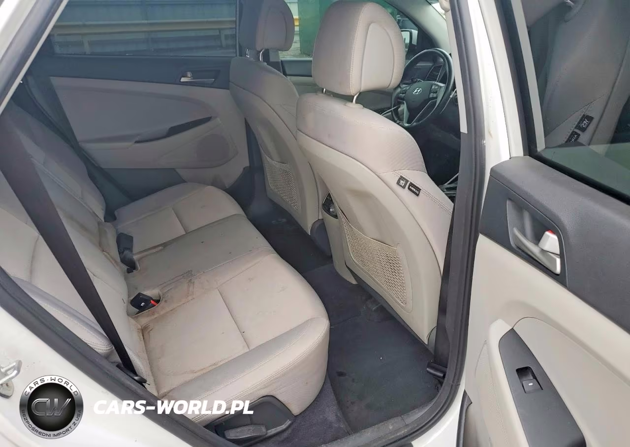 2018 Hyundai Tucson Value VIN:KM8J33A2XJU802493 - 11