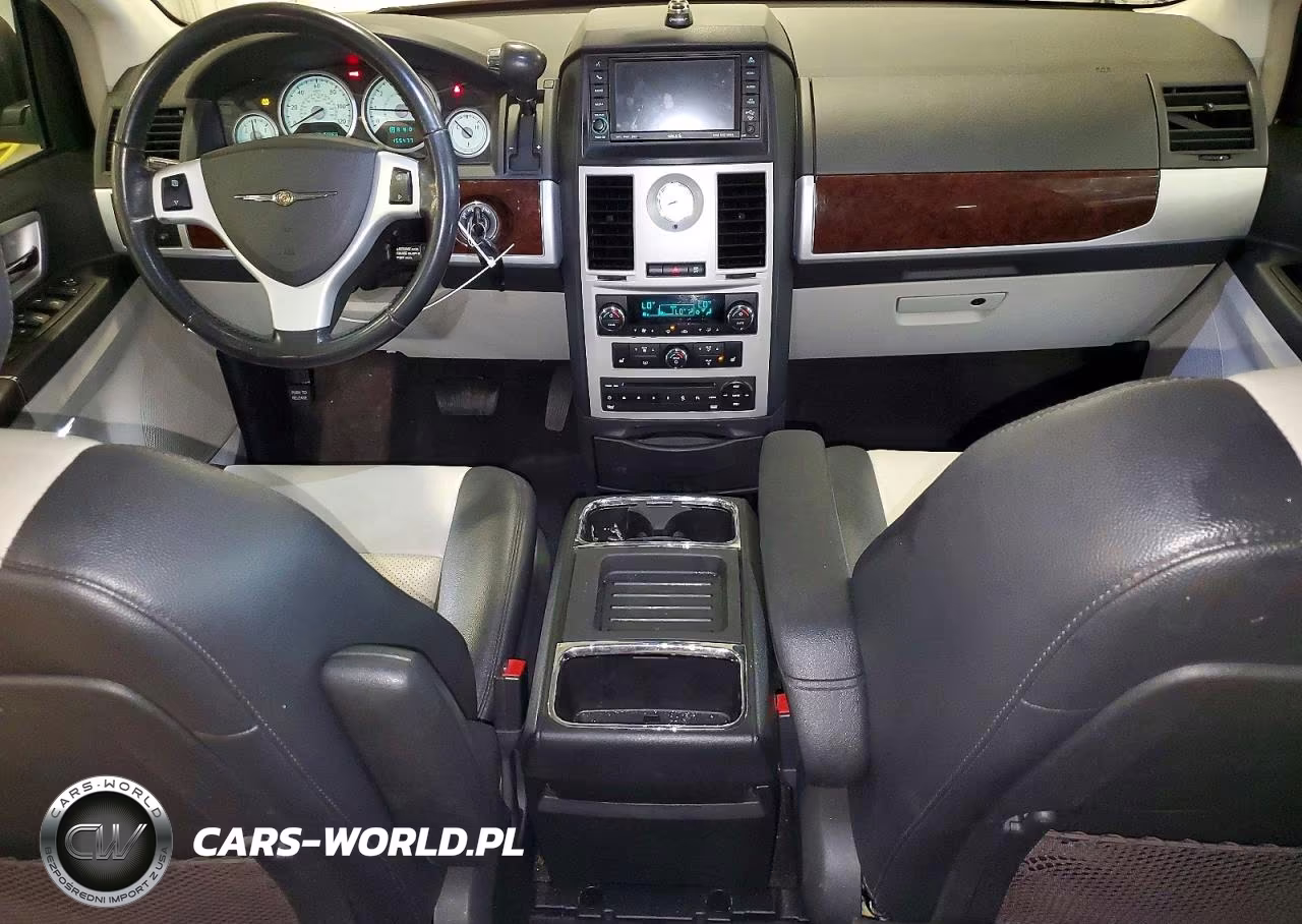 2010 Chrysler Town & Country Touring Plus VIN:2A4RR8DX9AR436625 - 8