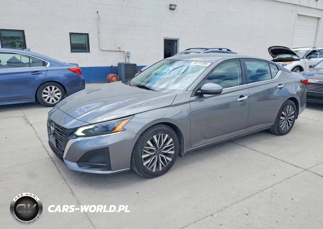2023 Nissan Altima Sv – zdjęcie 1 z 12