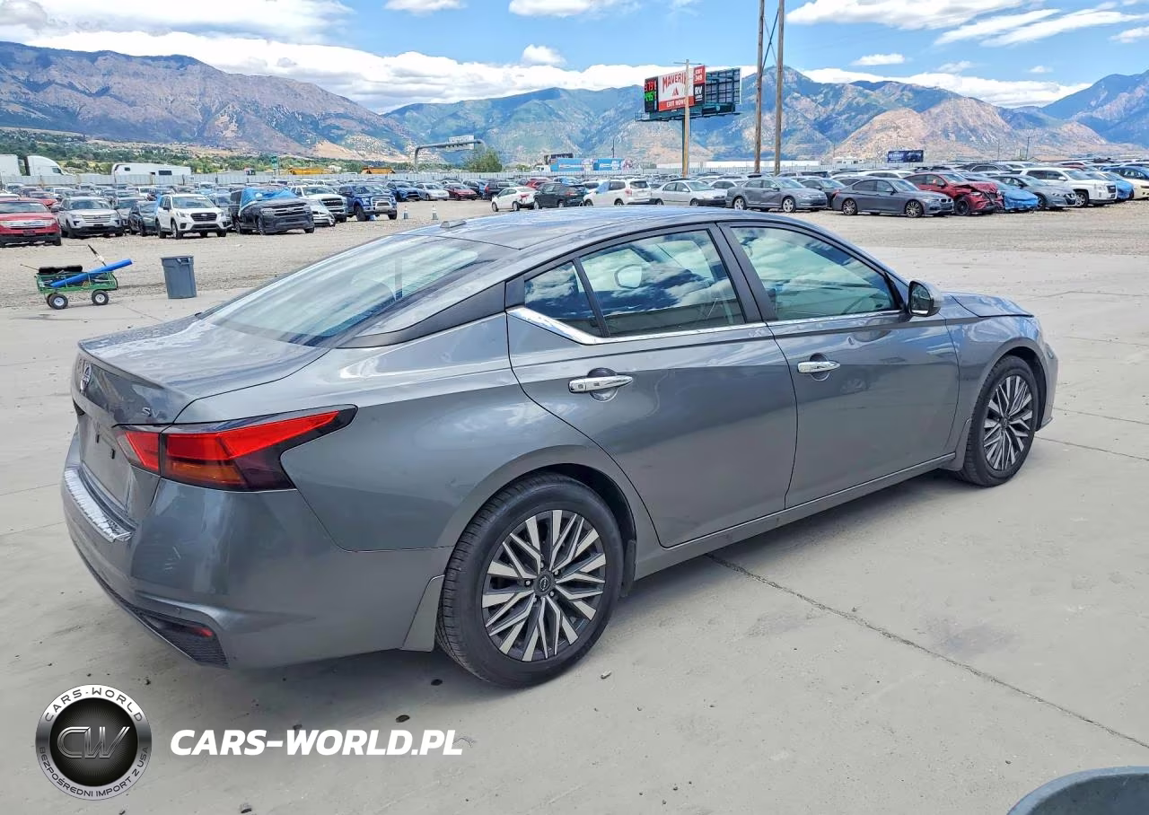 2023 Nissan Altima Sv VIN:1N4BL4DV1PN380336 - 3