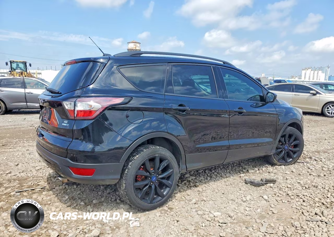 2018 Ford Escape Se VIN:1FMCU9GDXJUA62901 - 3