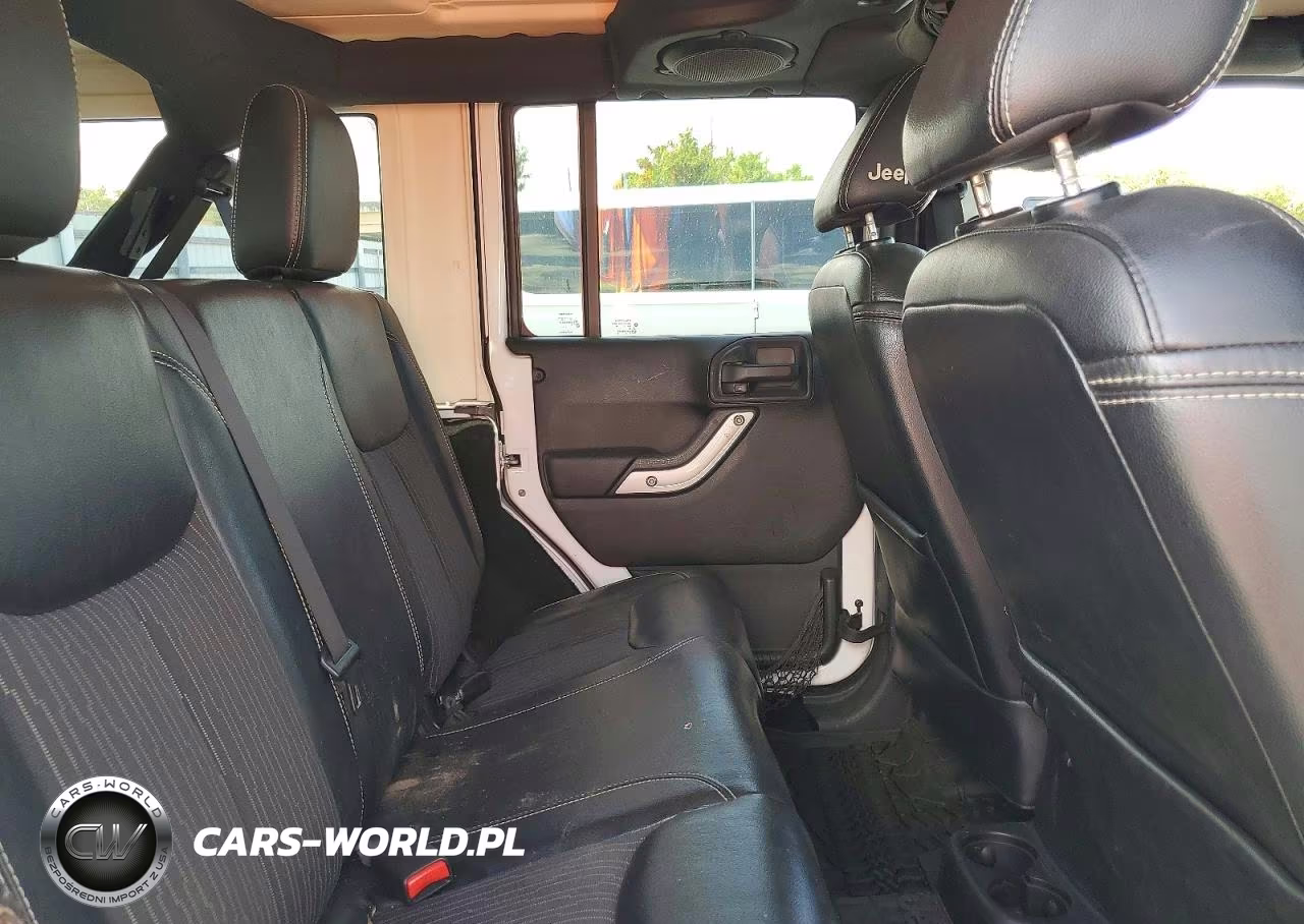 2014 Jeep Wrangler Unlimited Sport VIN:1C4BJWDG7EL172399 - 10