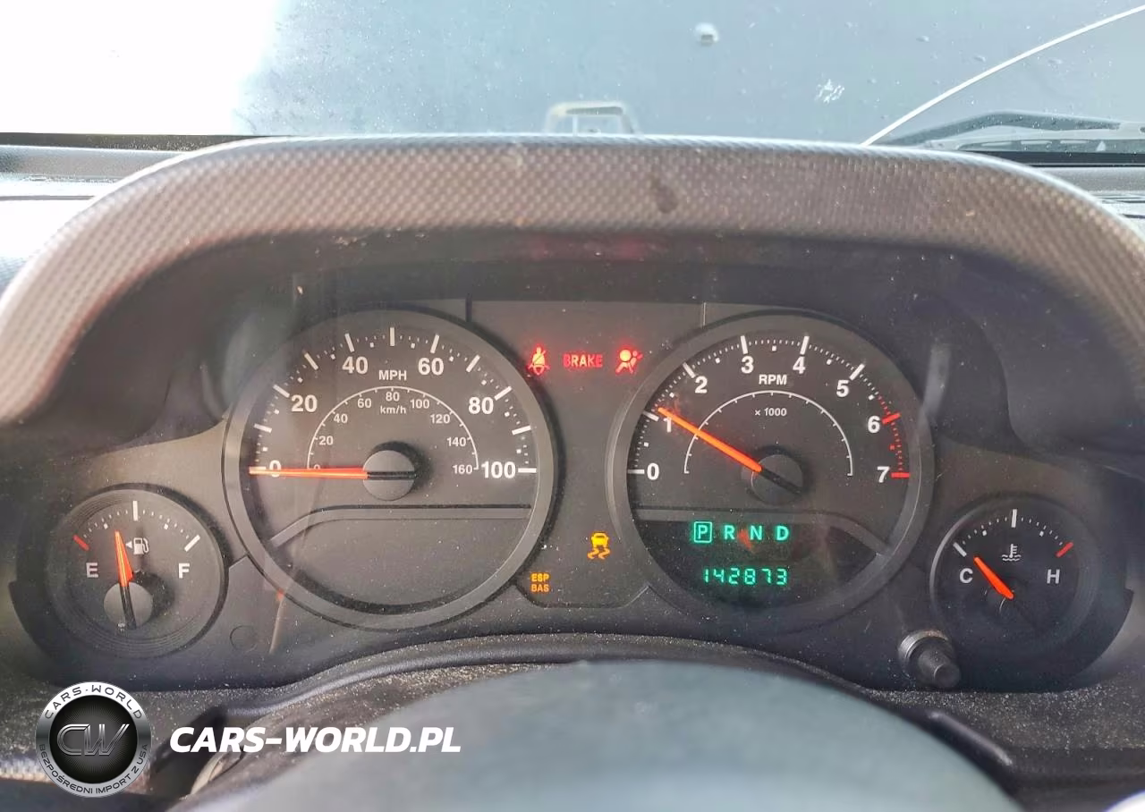 2008 Jeep Wrangler X VIN:1J4FA24138L599177 - 9
