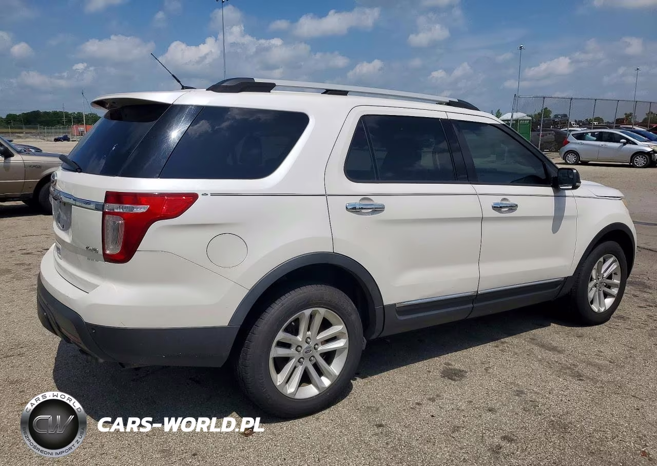 2011 Ford Explorer Xlt VIN:1FMHK8D82BGA03242 - 3