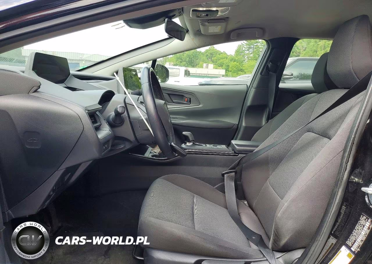 2023 Toyota Prius Le VIN:JTDACAAU9P3003913 - 7