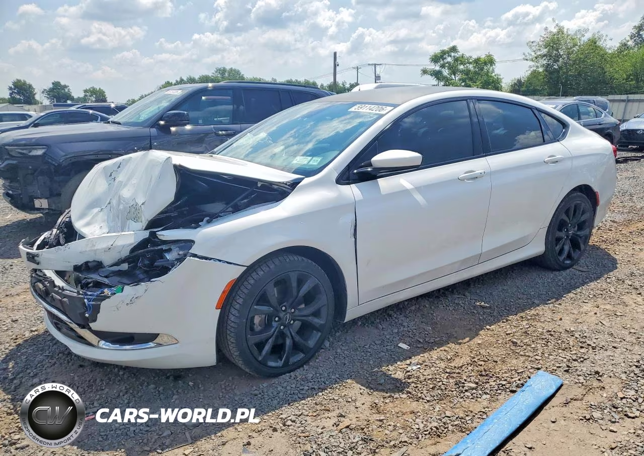 2015 Chrysler 200 S – zdjęcie 1 z 12
