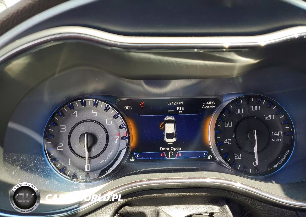2015 Chrysler 200 S VIN:1C3CCCDG4FN673905 - 9