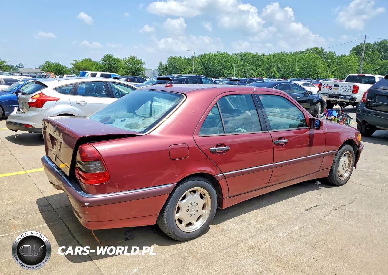 2000 Mercedes-Benz C 280 VIN:WDBHA29G2YA820015 - 3