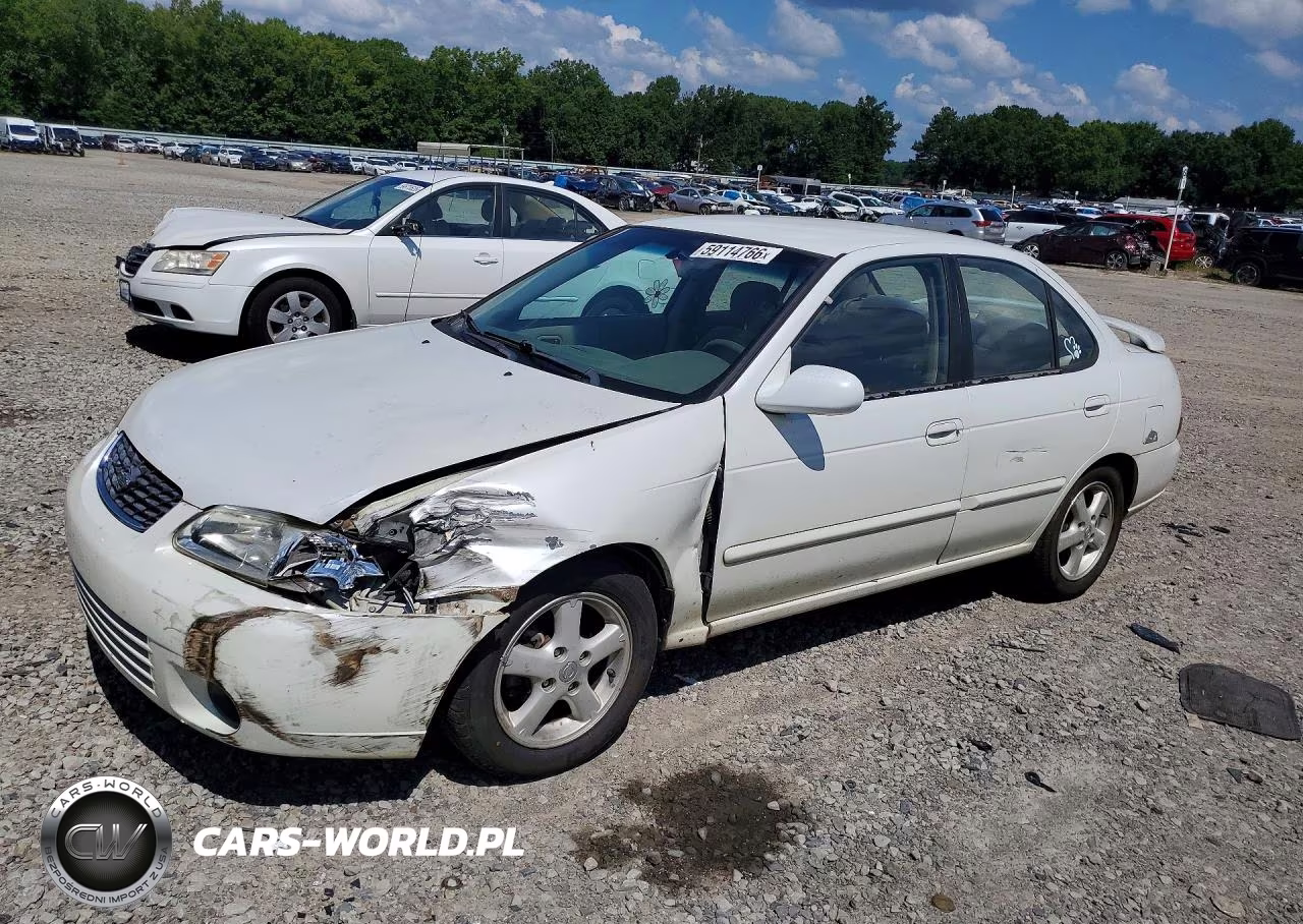 2000 Nissan Sentra Base
