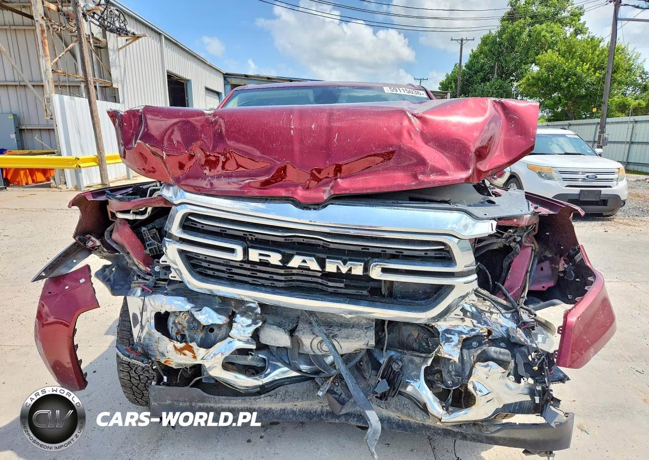 2019 Ram 1500 Laramie VIN:1C6SRFJT6KN623808 - 5