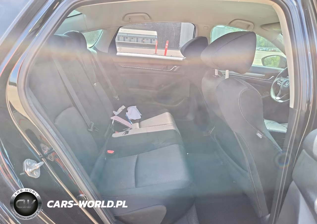 2018 Honda Accord Lx VIN:1HGCV1F14JA053365 - 10