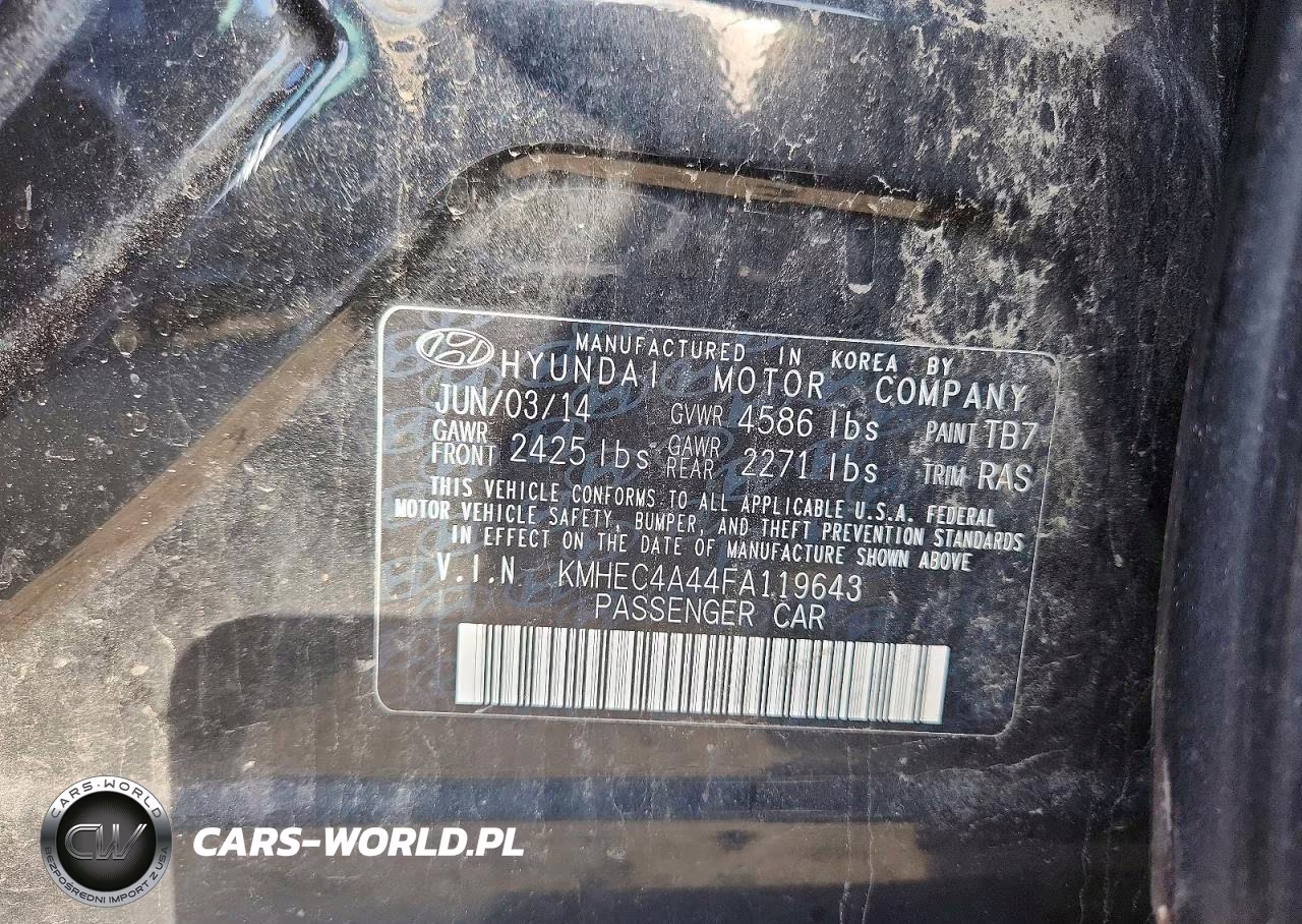 2015 Hyundai Sonata Hybrid Base VIN:KMHEC4A44FA119643 - 12